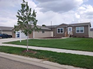 3353 Jericho Rd, Bismarck, ND 58503