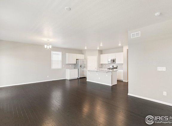 3rd image of 246 Gwyneth Lake Dr