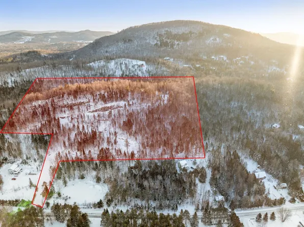400 Rang #8E, Mont Tremblant, QC J8E 1X1