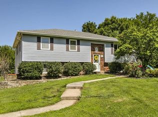 5340 Arapahoe St, Shawnee, KS 66226