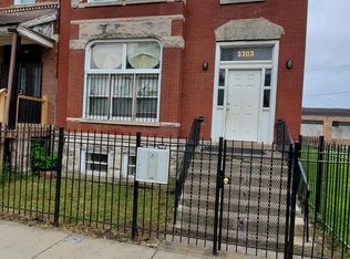 3303 W Walnut St, Chicago, IL 60624