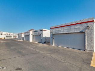 9071 N 47th Ln, Glendale, AZ 85302