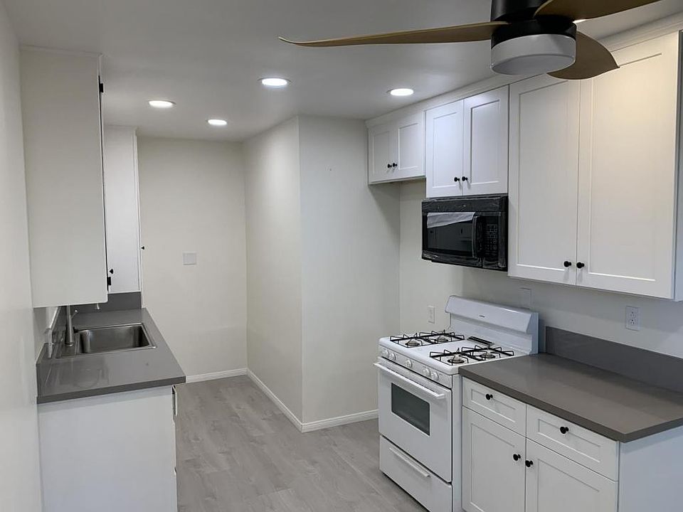 1st image of 13834 Christine Dr #B