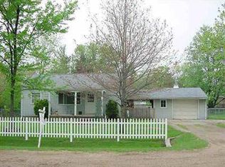 1193 W Gordon St, Mount Morris, MI 48458