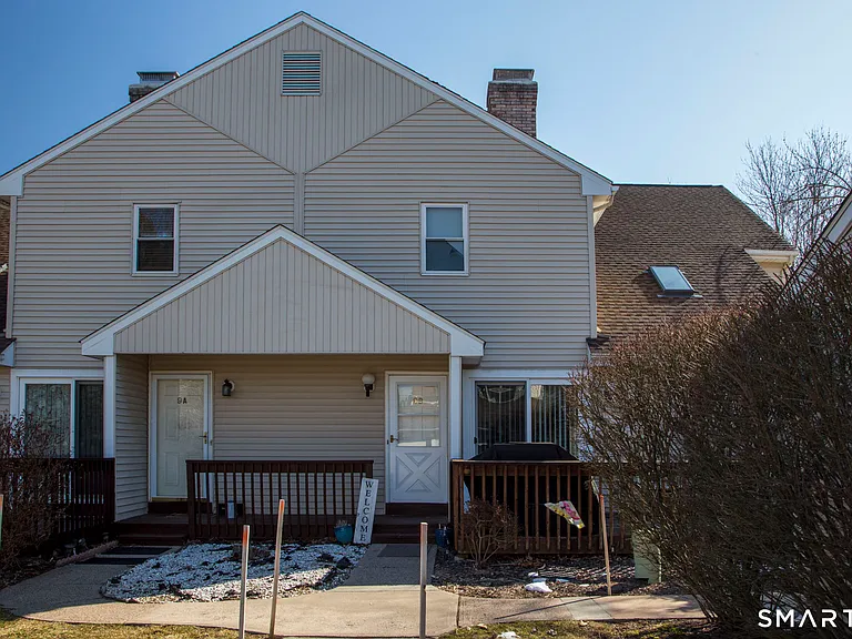 15 Thistle Way #D — Photo 1