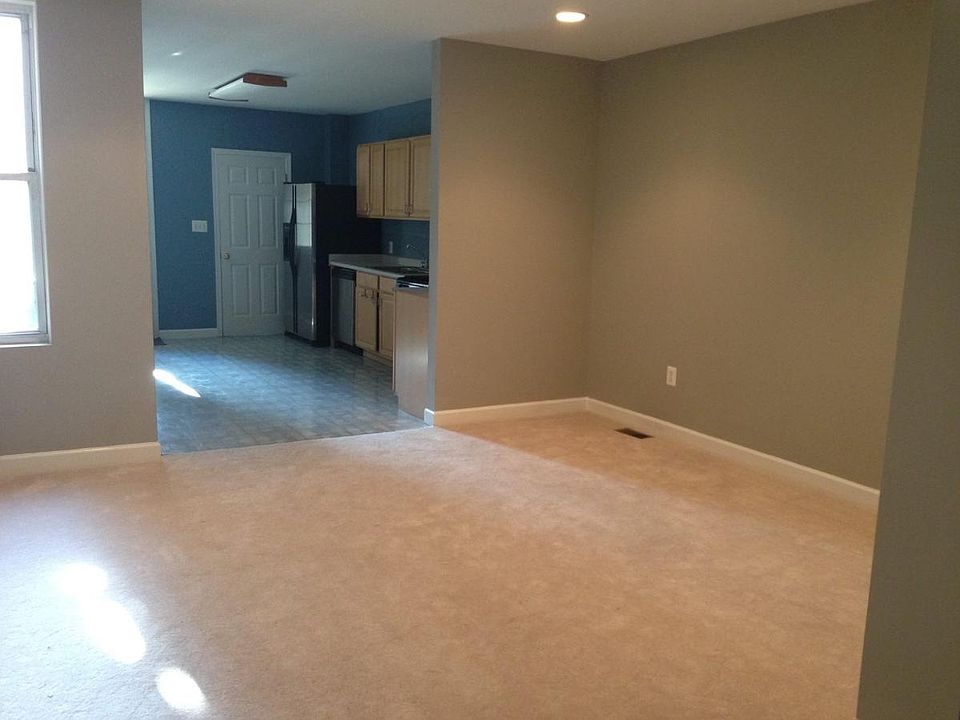 Living room leading into Kitchen