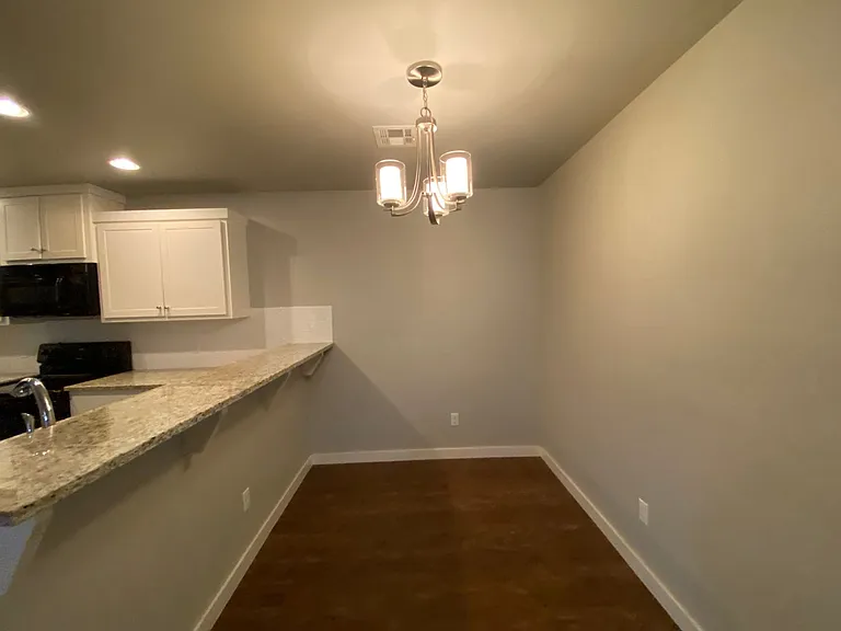 1407 Macalpine St — Photo 7