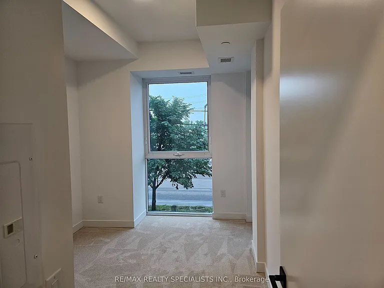 2782 Barton St E #105 — Photo 11
