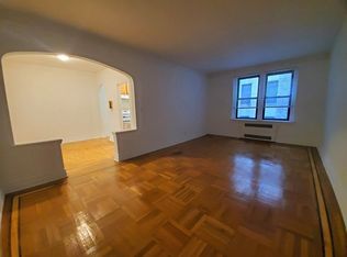 41-29 41st St #3H, Sunnyside, NY 11104