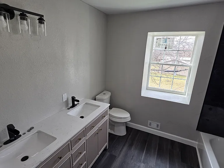 4340 Danny Dr — Photo 16