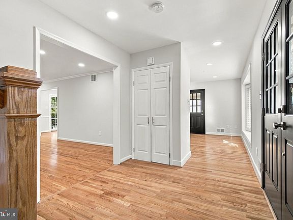 4th image of 320 Ayito Rd SE