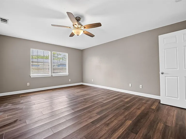 10306 Fairland Dr — Photo 8