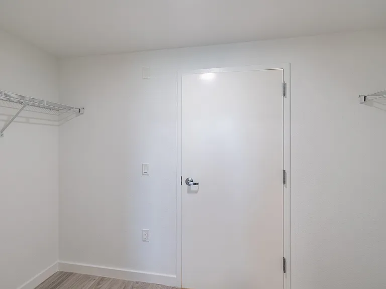 Solina Old Cutler Apartments — Photo 13