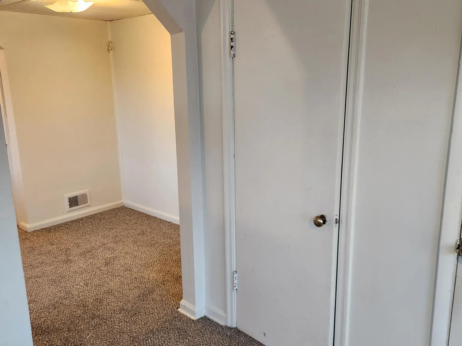 1 bed, 650 sqft, $850 — Photo 3
