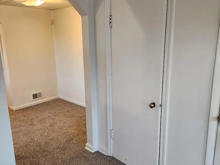 6221 Fairhurst Ave #3 — Photo 3