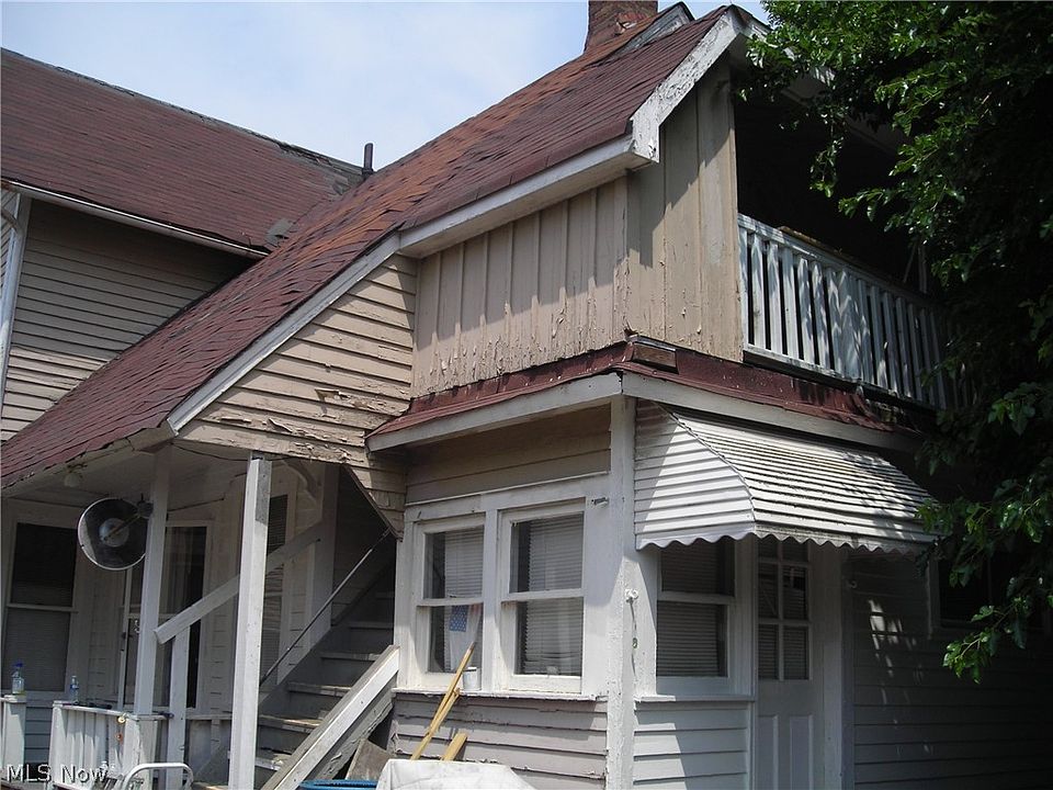 Building Photo 3