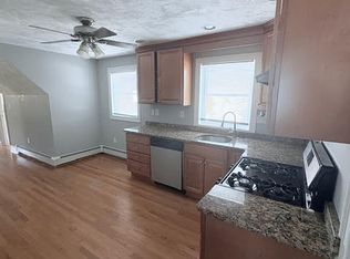 6 Linwood St APT 3, Saugus, MA 01906