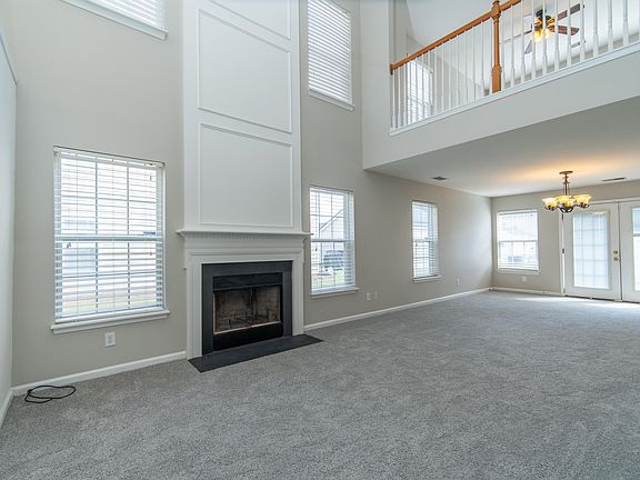 2nd image of 4833 Shady Tree Ln