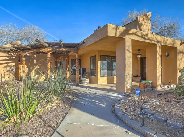 1230 John Rd, Belen, NM 87002