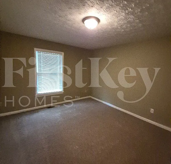 2518 Lorne Ct SW — Photo 8
