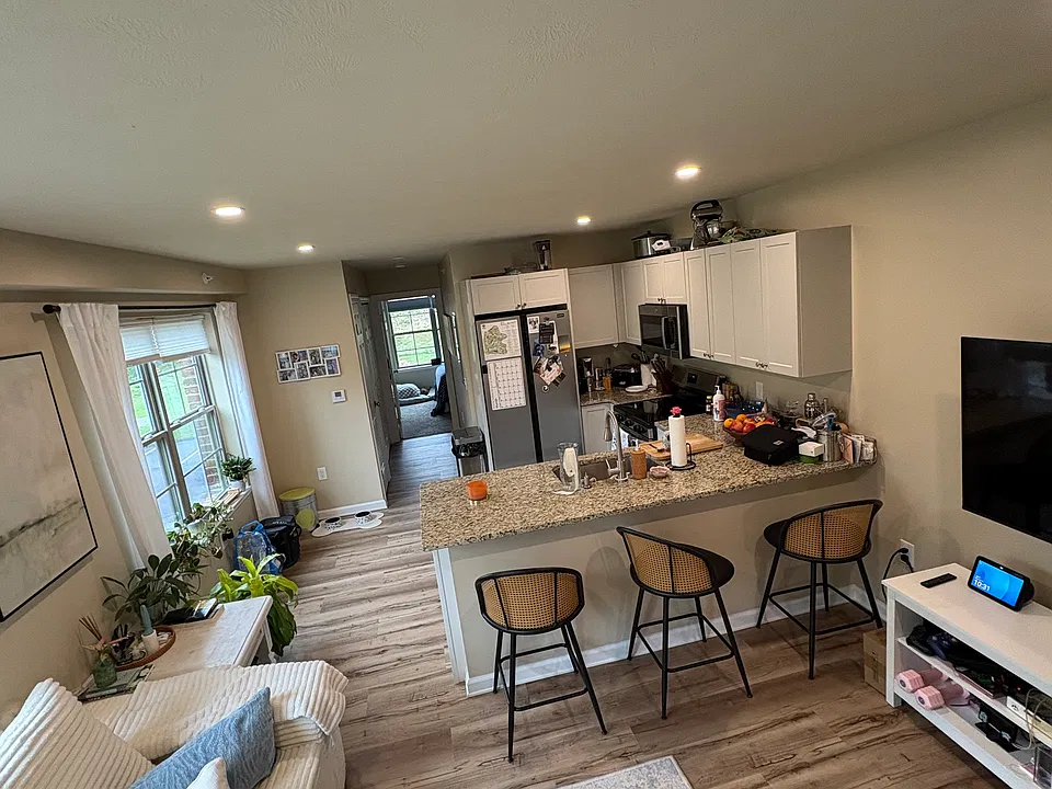 5301 Kistler Rd #201
