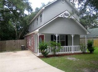 13409 Saint Martin Dr, Ocean Springs, MS 39564