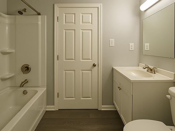 2nd image of 2118 Parkwood Ave