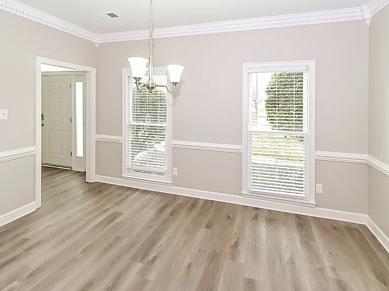 1776 Lichfield Ct — Photo 6