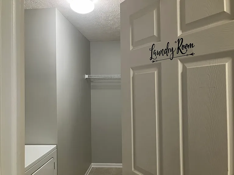1789 Park Trl NE — Photo 38