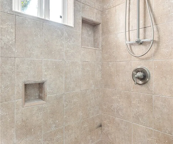 1 Savona Ct — Photo 12