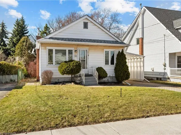204 E 22nd St, Hamilton, ON L8V 2V7