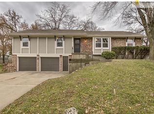 6631 Goode Dr, Shawnee, KS 66216