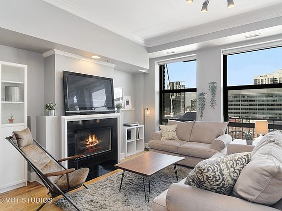 5th image of 165 N Canal St APT 1207