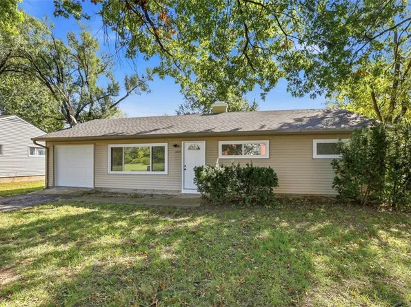 11235 Bristol Ave, Kansas City, MO 64156