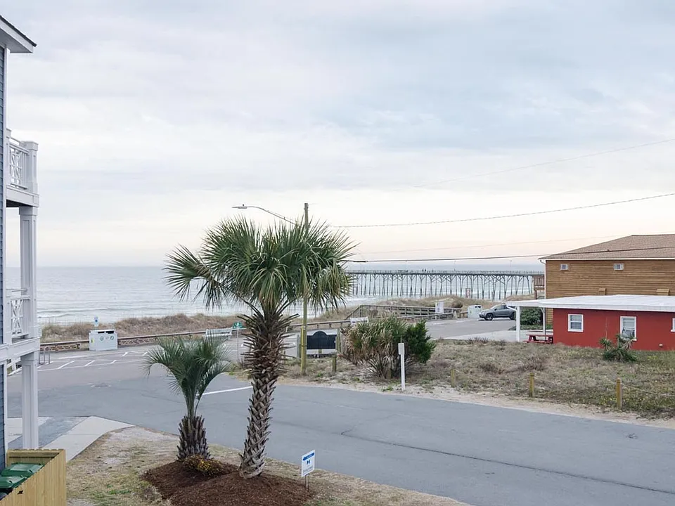 202 Fort Fisher Blvd N #A-4