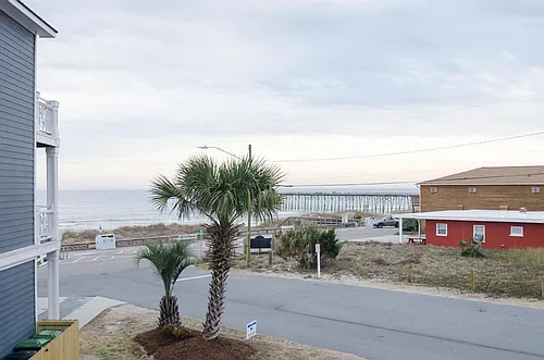 202 Fort Fisher Blvd N Photo 1 202 Fort Fisher Blvd N Photo 1