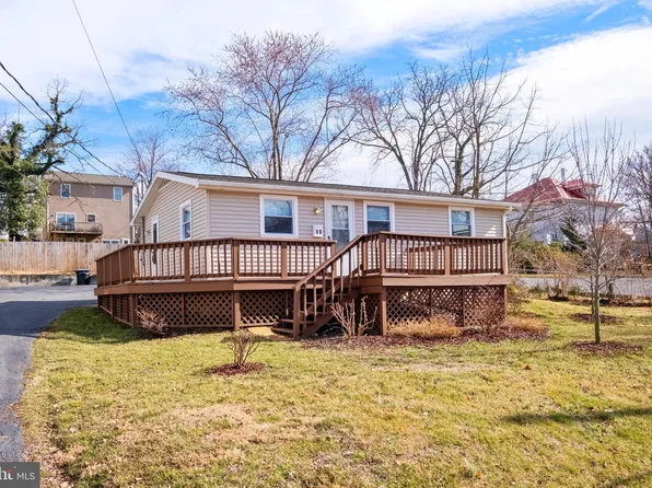 16 N Willow St, Harrisonburg, VA 22802