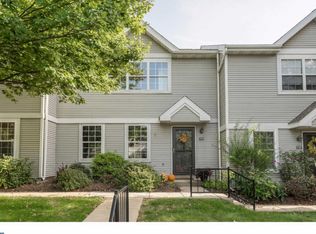 114 Laurel Ct, Wyomissing, PA 19610