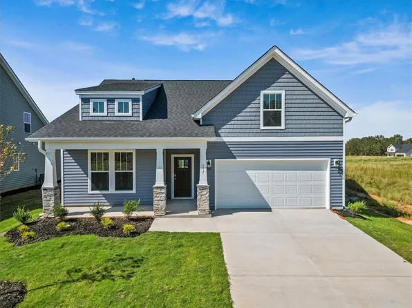 112 Ives Way, Piedmont, SC 29673