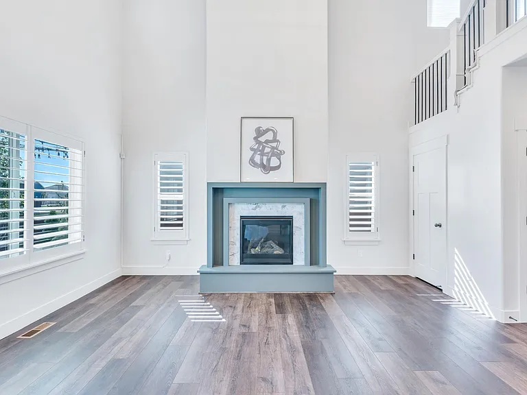 512 N 20 W — Photo 10