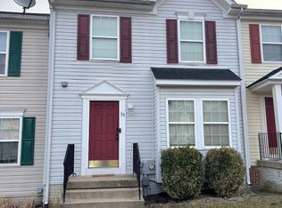 15 Litchfield Ln E, Martinsburg, WV 25405