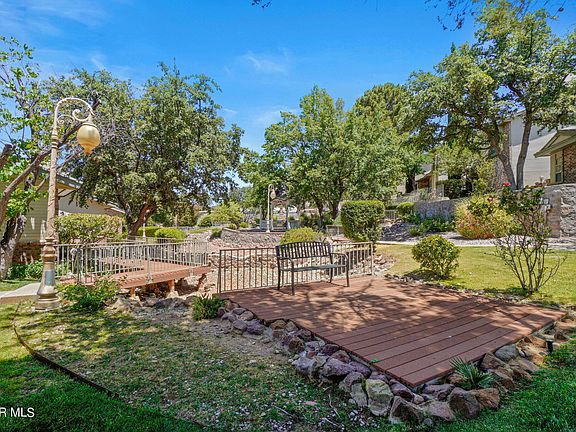 4th image of 654 Copperfield Ln
