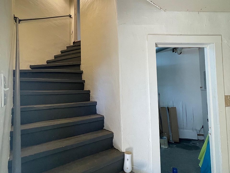 43rd image of this home