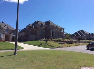 10619 S Forest Ave, Jenks, OK 74037