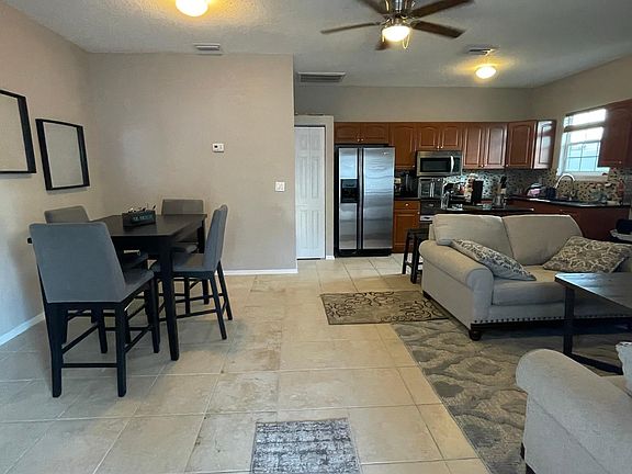 4th image of 2521 W Violet St