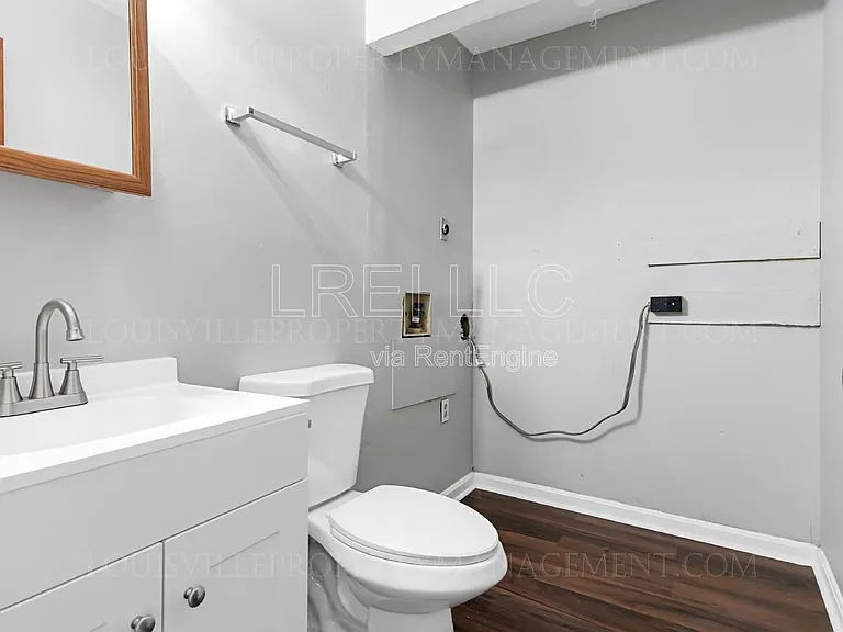 621 Westport Rd #1 — Photo 4