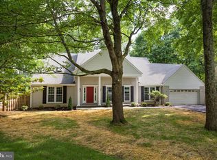 919 Ridge Dr, Mc Lean, VA 22101