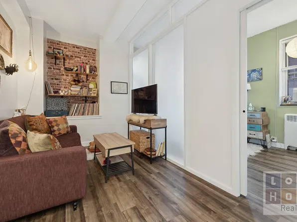 500 Grand Street image 1 of 16