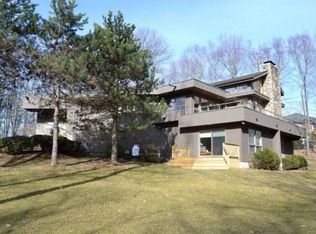 8 Half Mile Rd, Armonk, NY 10504