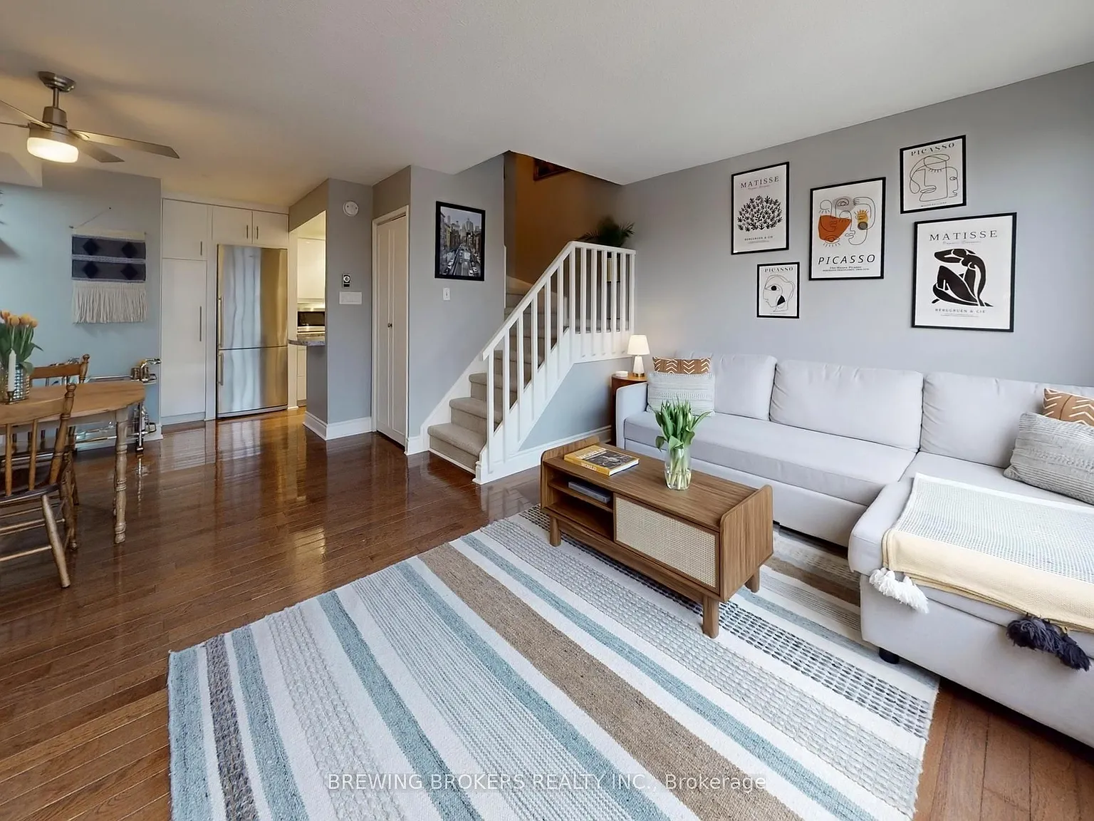 1252 King St W #12 photo 1